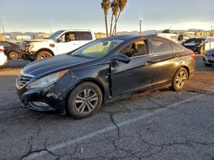 Hyundai Sonata GLS 2.4L 4 2013