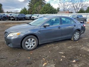 Toyota Camry BASE 2.5L 4 2011