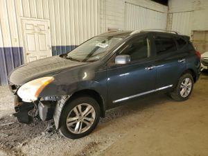 Nissan Rogue S 2.5L 4 2012