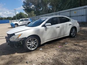 Nissan Maxima S 3.5L 6 2010