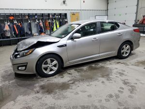 Kia Optima LX 2.4L 4 2015