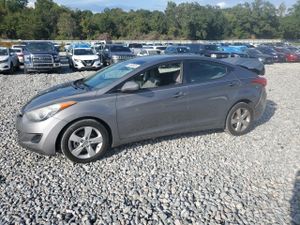 Hyundai Elantra GLS 1.8L 4 2013