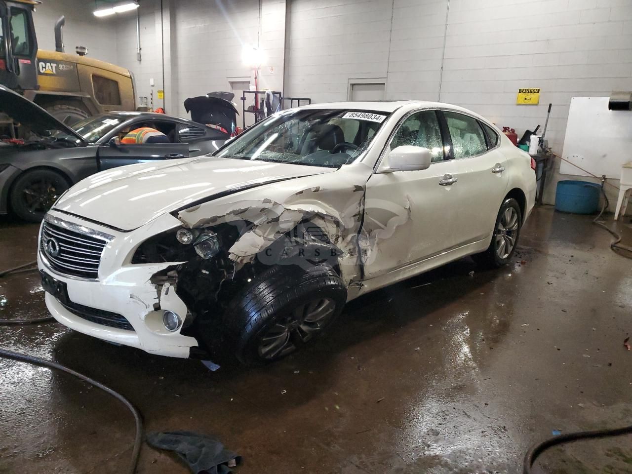 Infiniti M37 X 3.7L 6 2013