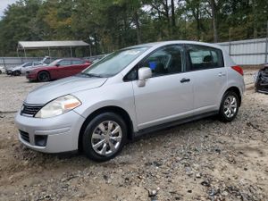 Nissan Versa S 1.8L 4 2009