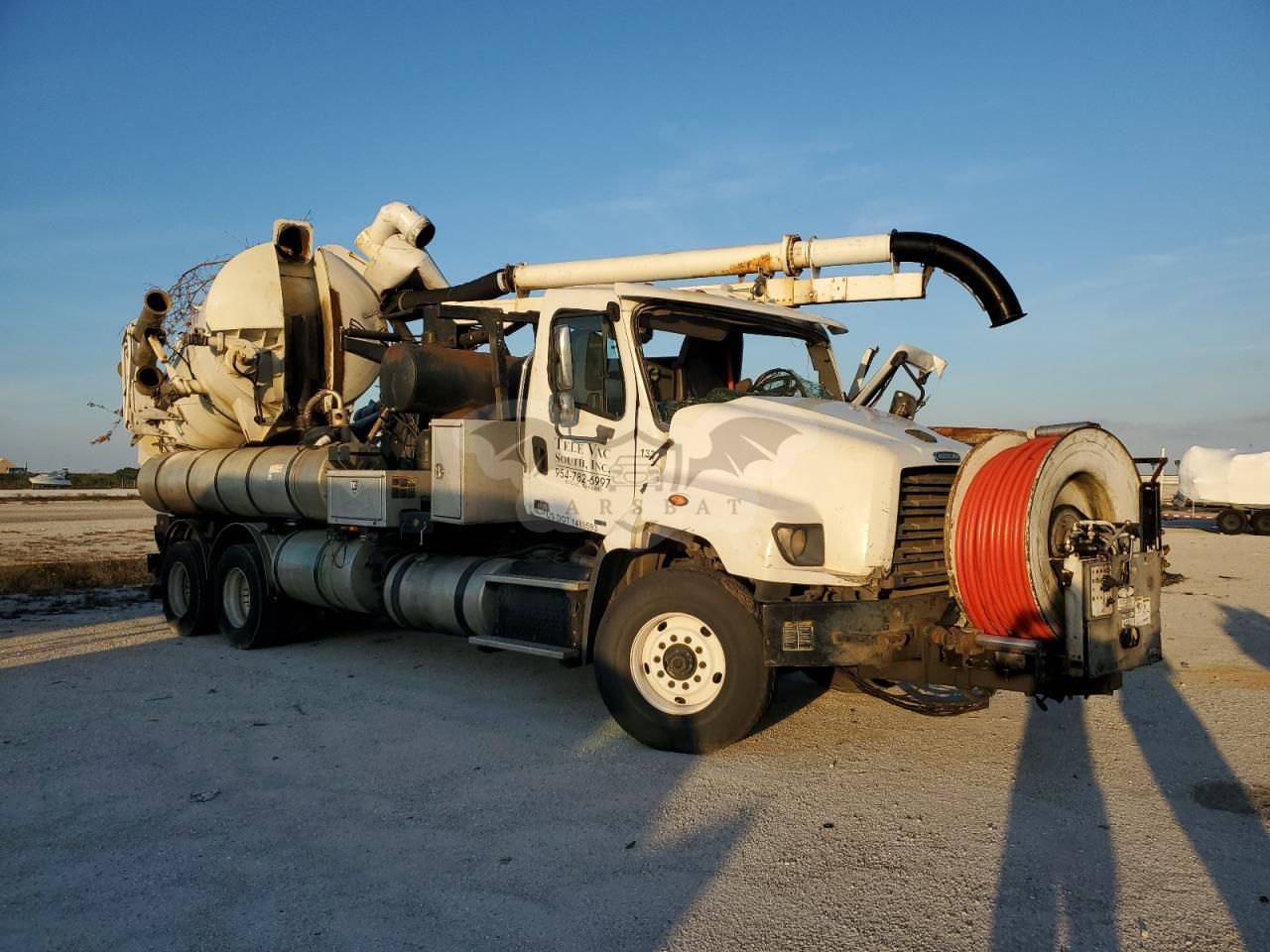 Freightliner Business Class M2 12.8L 6 2014