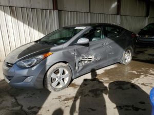 Hyundai Elantra GLS 1.8L 4 2013