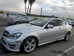 Mercedes-Benz C 250 1.8L 4 2012