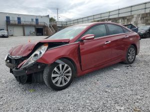 Hyundai Sonata SE 2.4L 4 2014