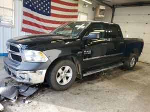 RAM 1500 ST 5.7L 8 2014