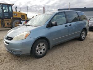 Toyota Sienna CE 3.3L 6 2004