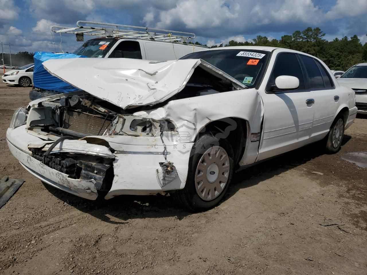 Ford Crown 4.6L 8 2003