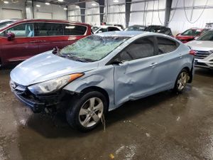 Hyundai Elantra GLS 1.8L 4 2013