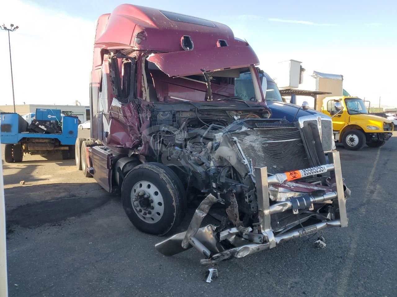 Volvo VNL VNL 12.8L 6 2015