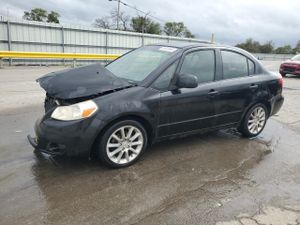 Suzuki SX4 LE 2.0L 4 2011