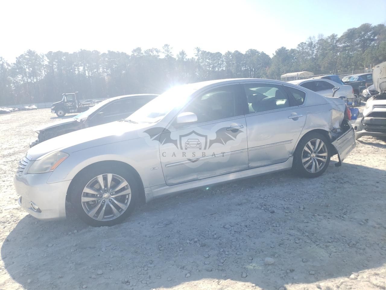 Infiniti M35 BASE 3.5L 6 2010