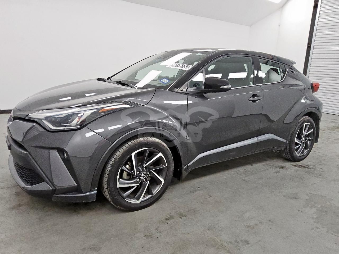 Toyota C-HR XLE 2.0L 4 2021