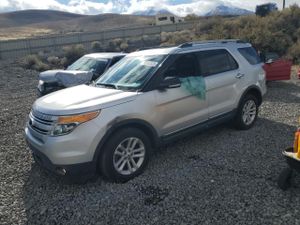 Ford Explorer XLT 3.5L 6 2015