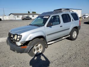 Nissan Xterra XE 3.3L 6 2002