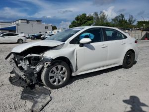 Toyota Corolla LE 1.8L 4 2022