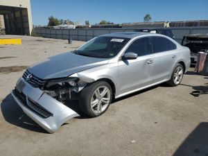 Volkswagen Passat SE 2.0L 4 2014