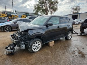 Kia Soul LX 2.0L 4 2023