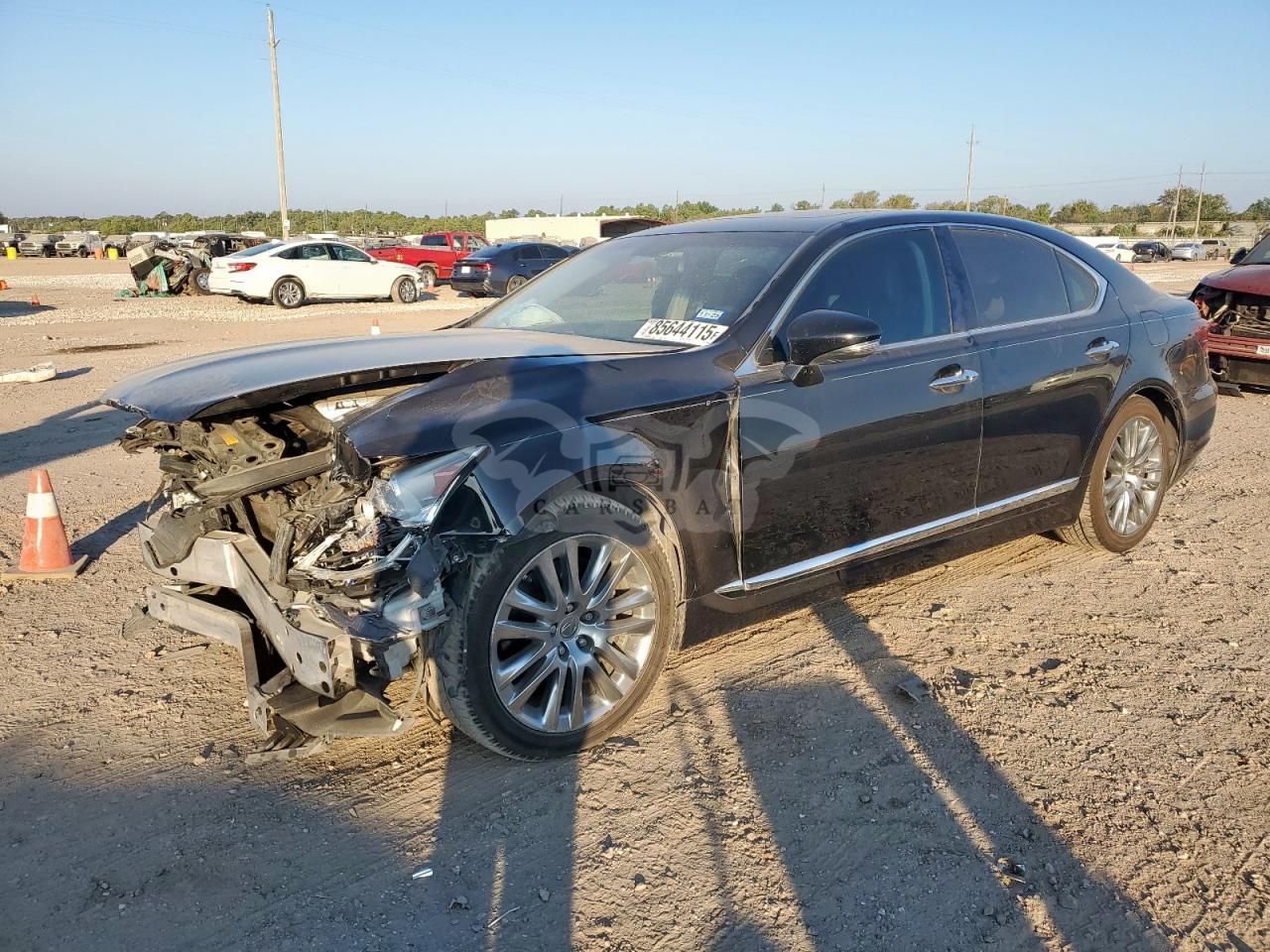 Lexus LS 460 4.6L 8 2014