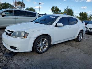 Dodge Avenger SXT 2.4L 4 2013