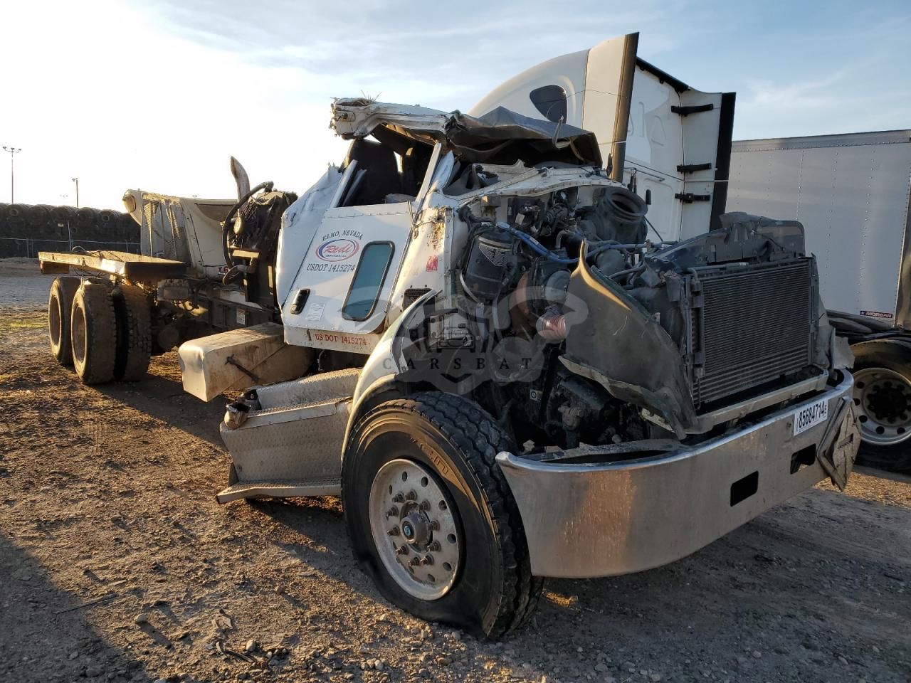 Peterbilt 330/337/348 8.3L 6 2012