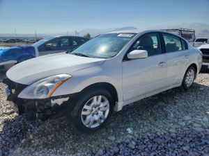 Nissan Altima BASE 2.5L 4 2012
