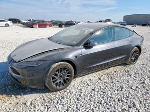 Tesla Model 3 2025