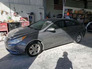 Hyundai Sonata GLS 2.4L 4 2013