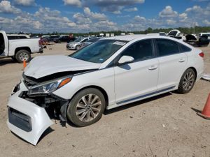 Hyundai Sonata SPORT 2.4L 4 2015