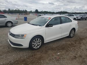 Volkswagen Jetta SE 1.8L 4 2014