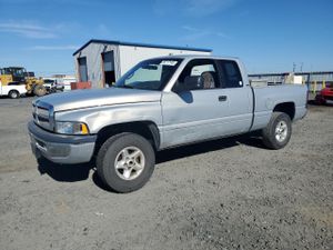 Dodge RAM 5.9L 8 1999