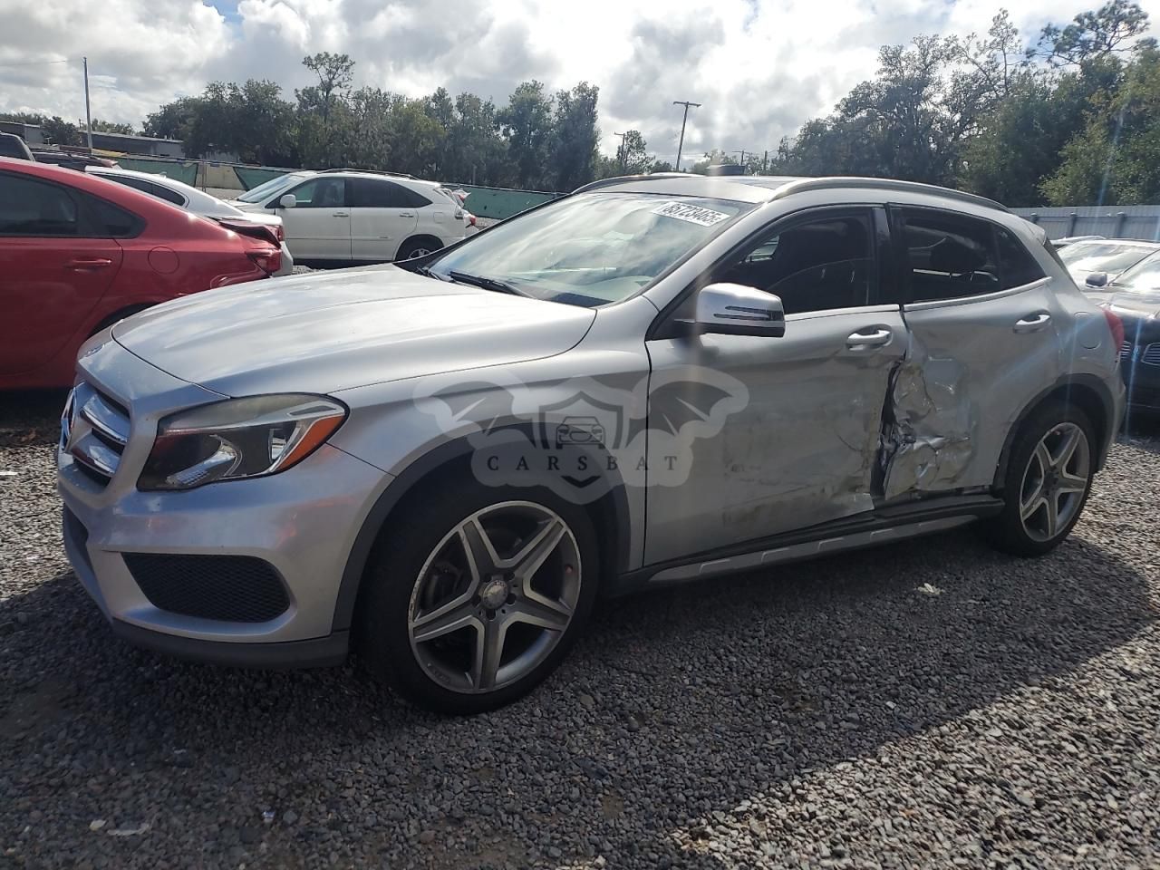 Mercedes-Benz GLA 250 4MATIC 2.0L 4 2015