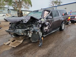 Chevrolet Suburban C1500 LS 5.3L 8 2016