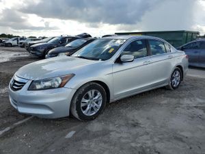 Honda Accord SE 2.4L 4 2012