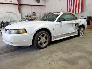 Ford Mustang 3.8L 6 2001