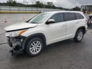 Toyota Highlander LE 2.7L 4 2014