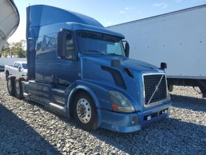 Volvo VN VNL 12.8L 6 2013