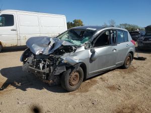 Nissan Versa S 1.8L 4 2008