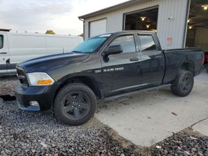 Dodge RAM ST 5.7L 8 2012