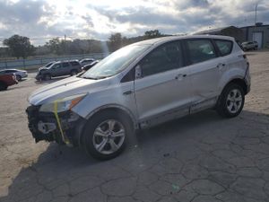 Ford Escape S 2.5L 4 2015