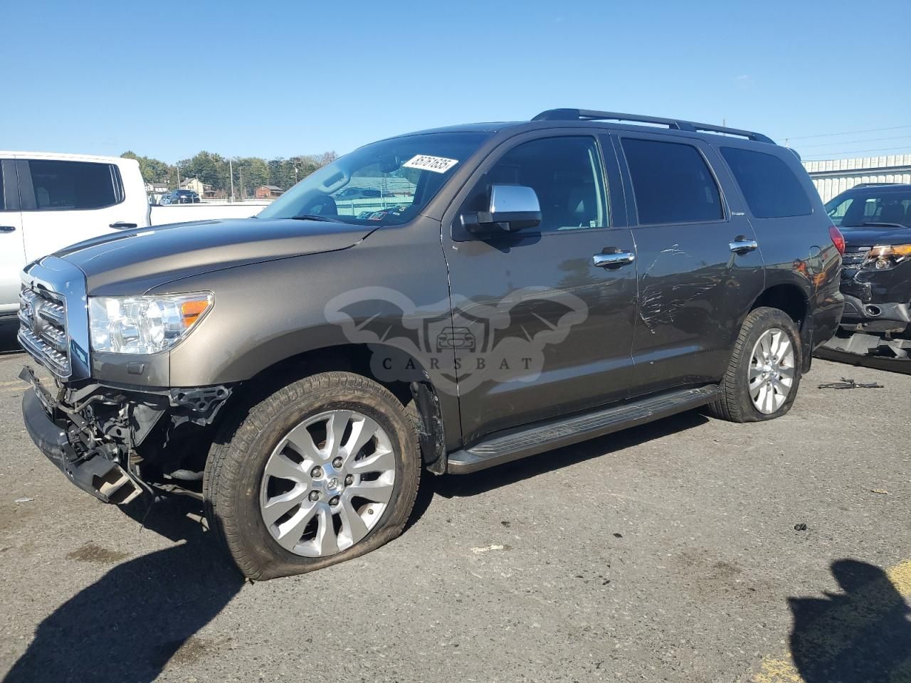 Toyota Sequoia PLATINUM 5.7L 8 2013