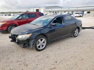 Toyota Camry L 2.5L 4 2013