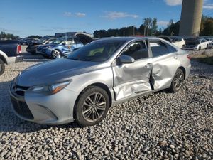 Toyota Camry LE 2.5L 4 2015