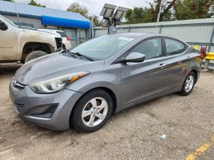 Hyundai Elantra SE 1.8L 4 2014