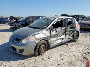 Nissan Versa S 1.8L 4 2012