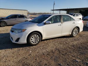 Toyota Camry L 2.5L 4 2014