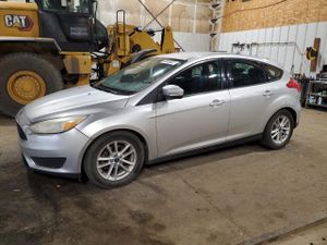 Ford Focus SE 2.0L 4 2015